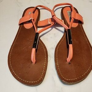 Steve Madden Coral and Brown Sandals